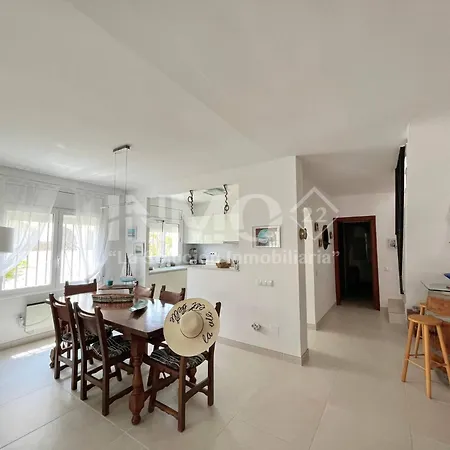 Casa Con Jardin A Pocos Metros De La Playa 112d - Inmo22